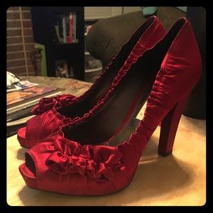 Pura Lopez burgundy red heels